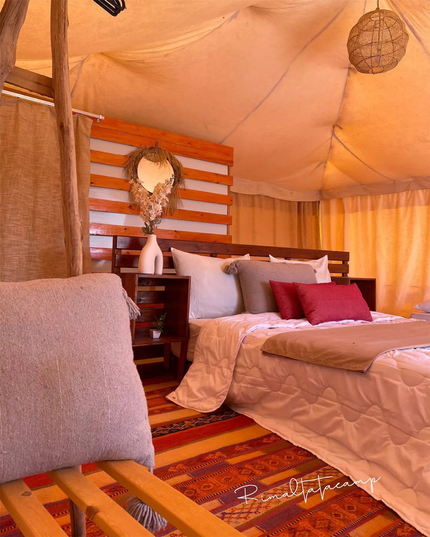 Nomadic tent